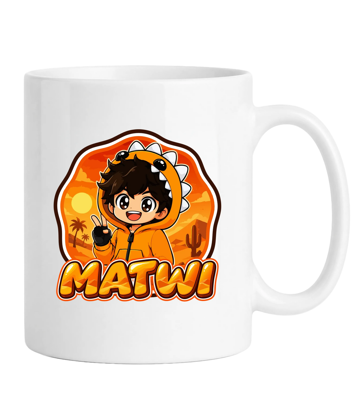 Weiße Tasse mit Matwi Logo-Motiv: Matwi im Dino-Hoodie mit Peace-Zeichen vor der Wüsten-Sonne – Creator-Merch von semukri.de